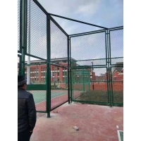 上海体育围栏网 球场勾花网 运动场隔离网厂家