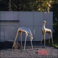 不锈钢抽象镜面鹿